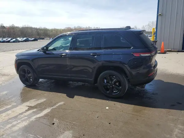 1C4RJHBG4PC673234 2023 JEEP GRAND CHEROKEE - Image 2