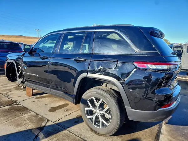 1C4RJHBG4RC122045 2024 JEEP GRAND CHEROKEE - Image 2