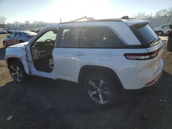 1C4RJHBG4RC143381 2024 JEEP GRAND CHEROKEE - Image 2