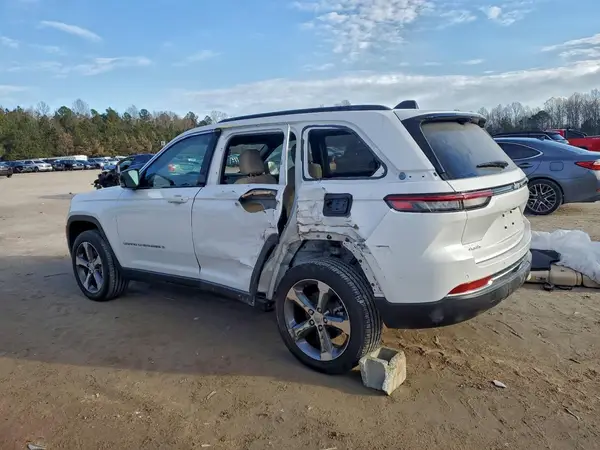 1C4RJHBG4RC188272 2024 JEEP GRAND CHEROKEE - Image 2