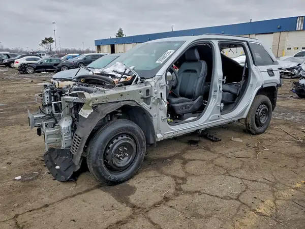 1C4RJHBG4RC217897 2024 JEEP GRAND CHEROKEE - Image 1