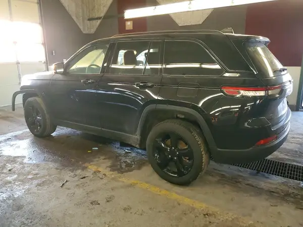 1C4RJHBG4RC224171 2024 JEEP GRAND CHEROKEE - Image 2