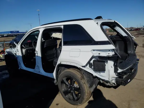 1C4RJHBG4SC294730 2025 JEEP GRAND CHEROKEE - Image 2