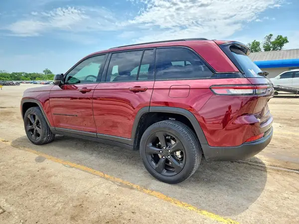 1C4RJHBG5PC536996 2023 JEEP GRAND CHEROKEE - Image 2