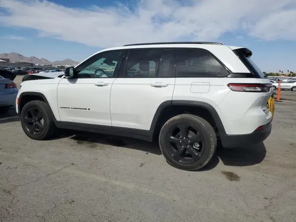 1C4RJHBG5PC662288 2023 JEEP GRAND CHEROKEE - Image 2