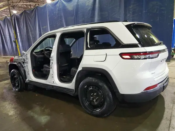 1C4RJHBG5RC179144 2024 JEEP GRAND CHEROKEE - Image 2
