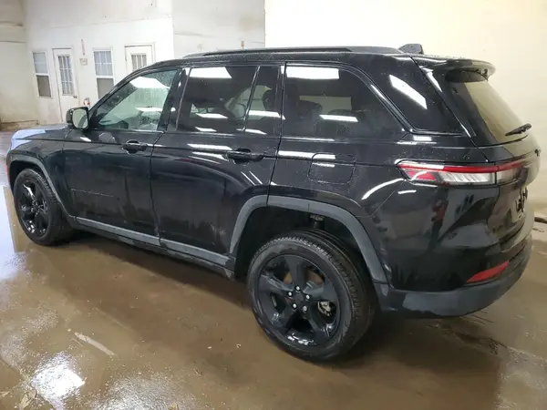 1C4RJHBG5RC704686 2024 JEEP GRAND CHEROKEE - Image 2