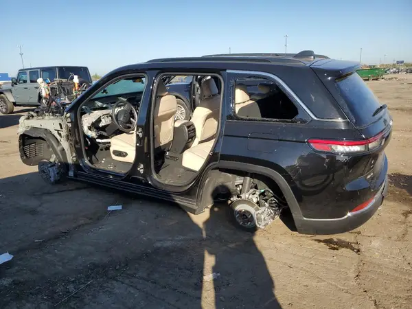 1C4RJHBG5S8734845 2025 JEEP GRAND CHEROKEE - Image 2