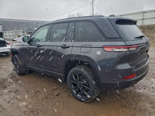1C4RJHBG5S8792695 2025 JEEP GRAND CHEROKEE - Image 2
