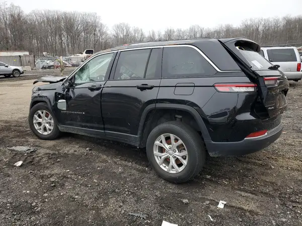 1C4RJHBG6PC523674 2023 JEEP GRAND CHEROKEE - Image 2