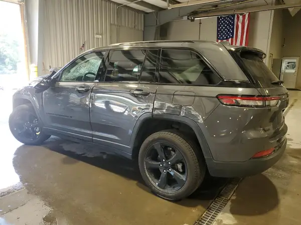 1C4RJHBG6RC177547 2024 JEEP GRAND CHEROKEE - Image 2