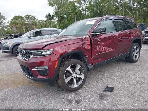 1C4RJHBG6RC210112 2024 JEEP GRAND CHEROKEE - Image 2