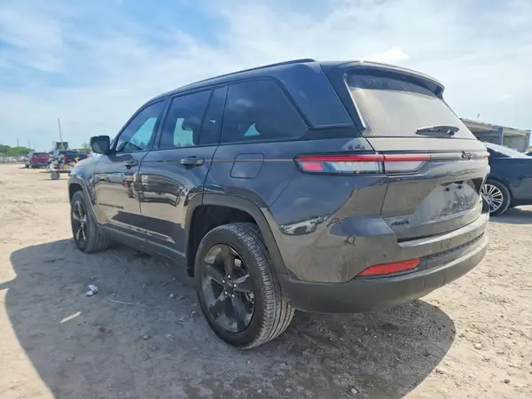 1C4RJHBG6SC268095 2025 JEEP GRAND CHEROKEE - Image 2