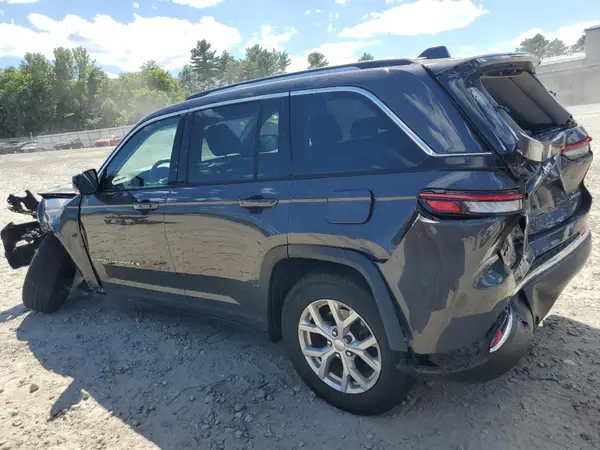 1C4RJHBG7PC589215 2023 JEEP GRAND CHEROKEE - Image 2