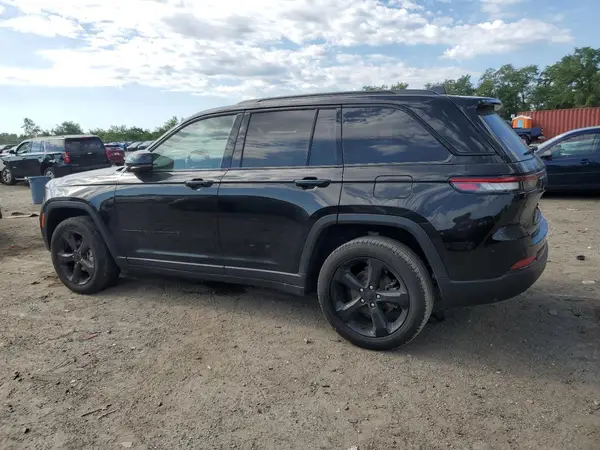 1C4RJHBG7PC667329 2023 JEEP GRAND CHEROKEE - Image 2