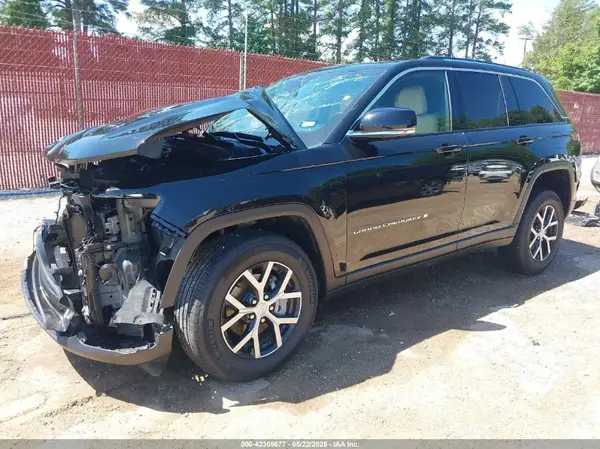 1C4RJHBG7R8932773 2024 JEEP GRAND CHEROKEE - Image 2