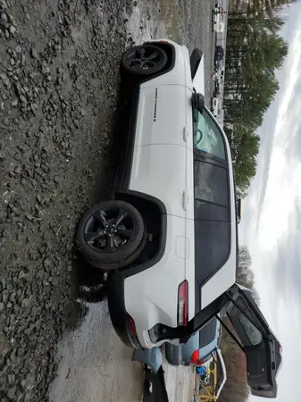 1C4RJHBG7RC702096 2024 JEEP GRAND CHEROKEE - Image 2