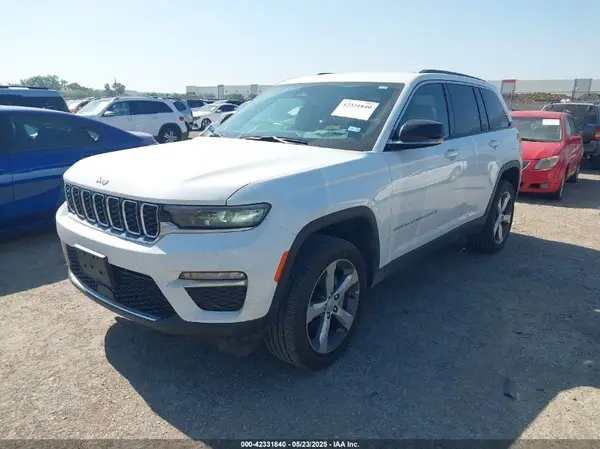 1C4RJHBG7SC272351 2025 JEEP GRAND CHEROKEE - Image 2