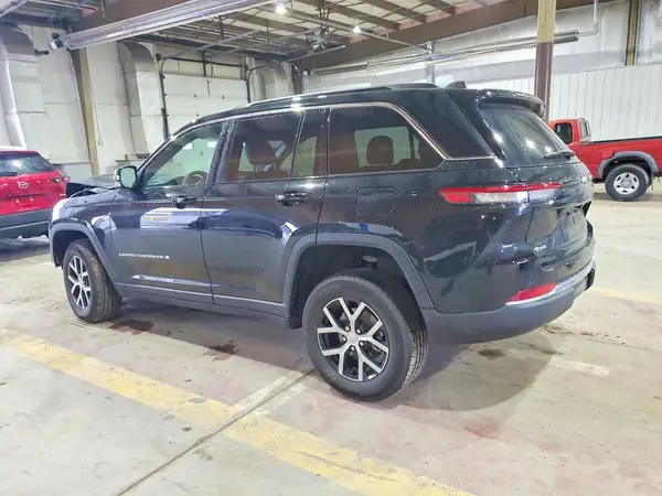 1C4RJHBG7SC352264 2025 JEEP GRAND CHEROKEE - Image 2