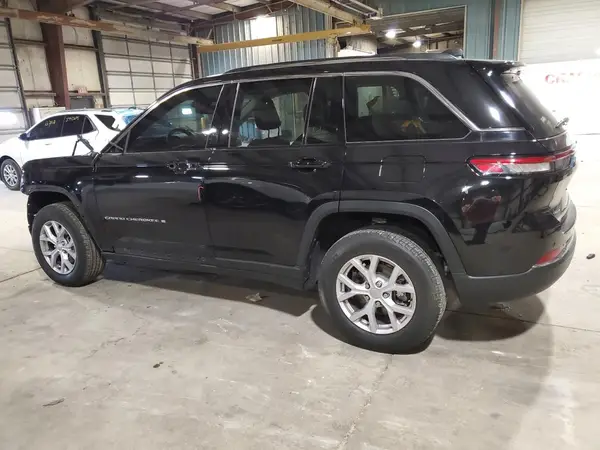 1C4RJHBG8N8593788 2022 JEEP GRAND CHEROKEE - Image 2