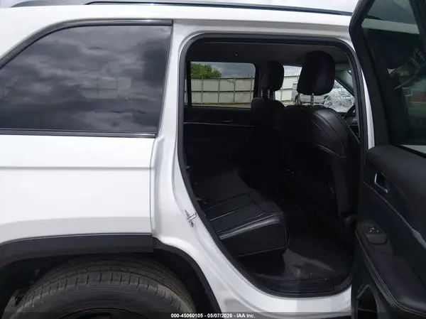 1C4RJHBG8PC501577 2023 JEEP GRAND CHEROKEE - Image 8