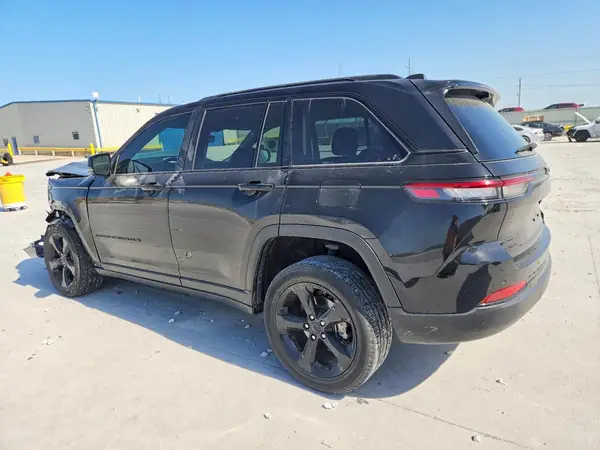 1C4RJHBG8PC508223 2023 JEEP GRAND CHEROKEE - Image 2