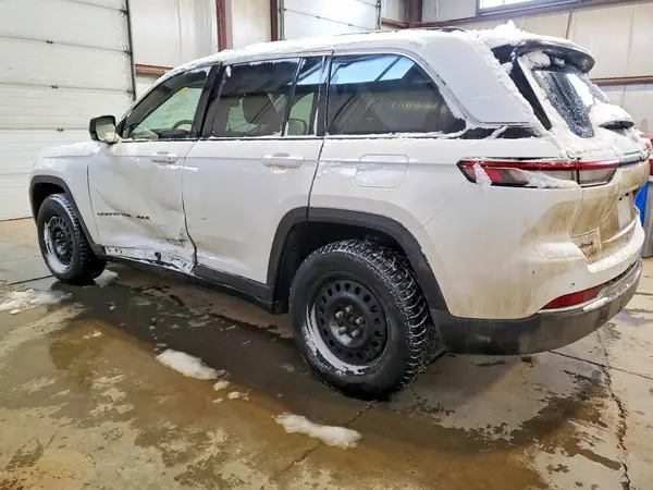 1C4RJHBG8PC510652 2023 JEEP GRAND CHEROKEE - Image 2