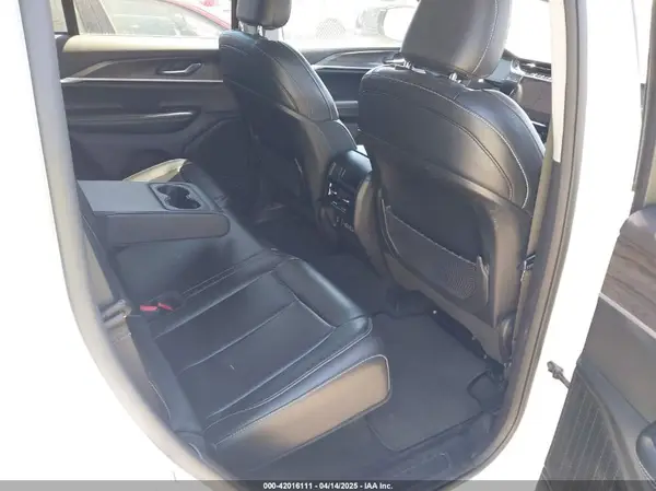 1C4RJHBG8PC512692 2023 JEEP GRAND CHEROKEE - Image 8