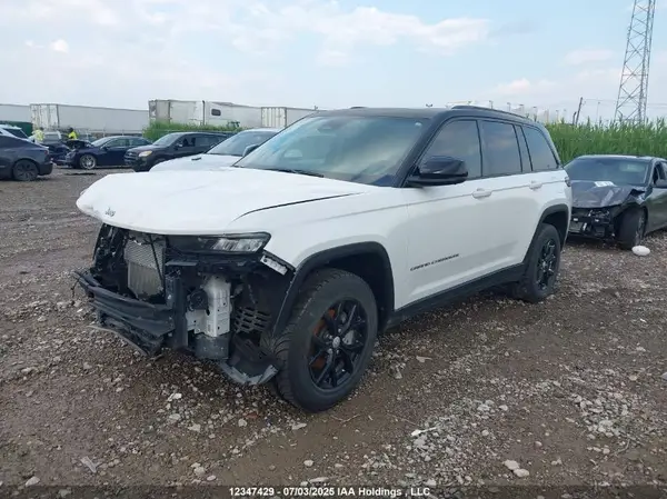 1C4RJHBG8PC526348 2023 JEEP GRAND CHEROKEE - Image 2