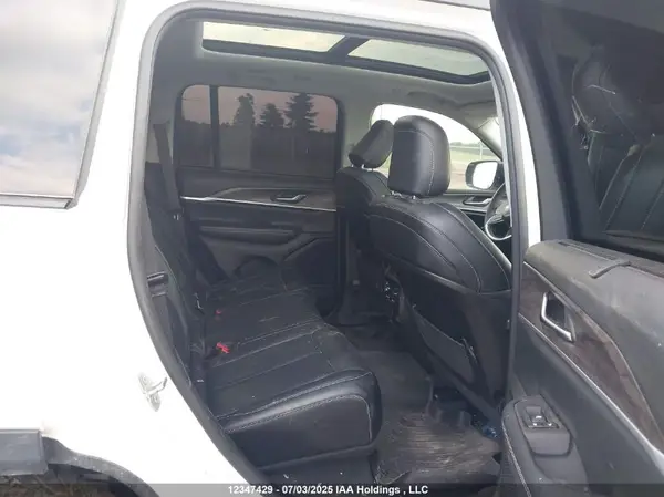 1C4RJHBG8PC526348 2023 JEEP GRAND CHEROKEE - Image 8