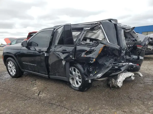 1C4RJHBG8PC532036 2023 JEEP GRAND CHEROKEE - Image 2
