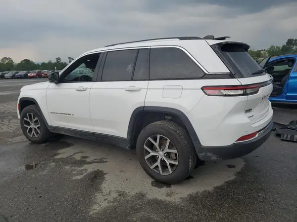 1C4RJHBG8PC580782 2023 JEEP GRAND CHEROKEE - Image 2