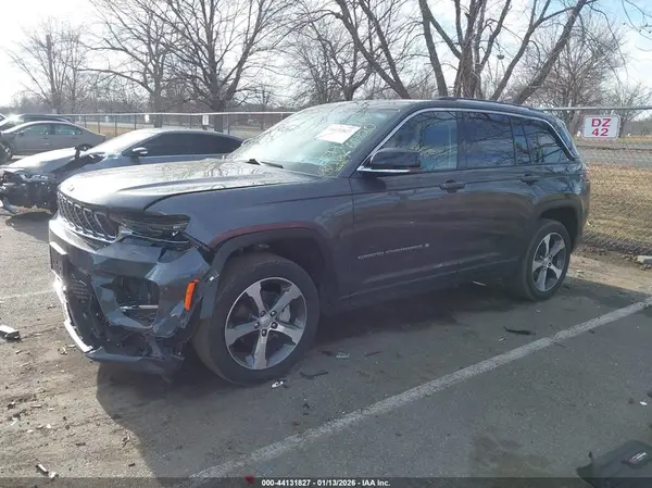 1C4RJHBG8PC607205 2023 JEEP GRAND CHEROKEE - Image 2