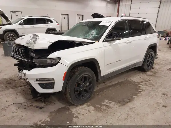 1C4RJHBG8PC632170 2023 JEEP GRAND CHEROKEE - Image 2