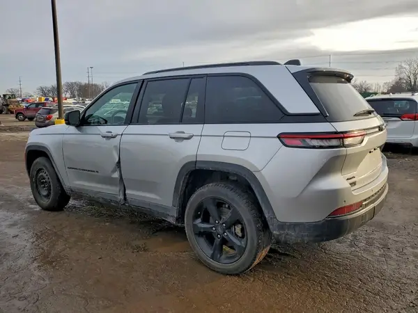 1C4RJHBG8RC232208 2024 JEEP GRAND CHEROKEE - Image 2