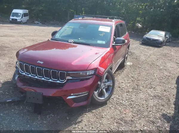 1C4RJHBG8RC697443 2024 JEEP GRAND CHEROKEE - Image 2