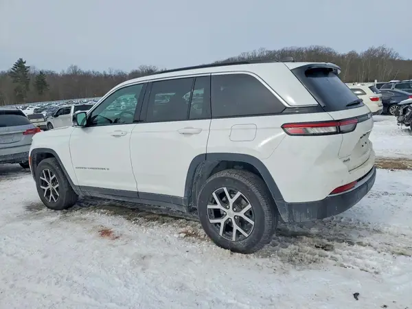 1C4RJHBG8SC285254 2025 JEEP GRAND CHEROKEE - Image 2