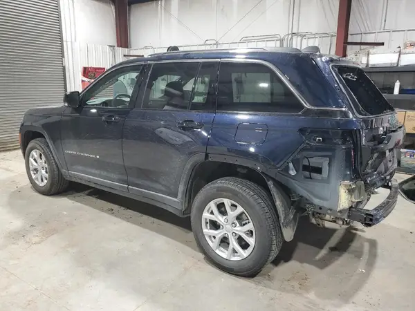 1C4RJHBG9P8892029 2023 JEEP GRAND CHEROKEE - Image 2