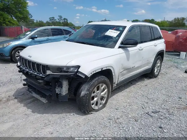 1C4RJHBG9PC512085 2023 JEEP GRAND CHEROKEE - Image 2