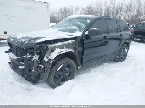 1C4RJHBG9PC524642 2023 JEEP GRAND CHEROKEE - Image 2