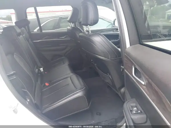 1C4RJHBG9PC533387 2023 JEEP GRAND CHEROKEE - Image 8