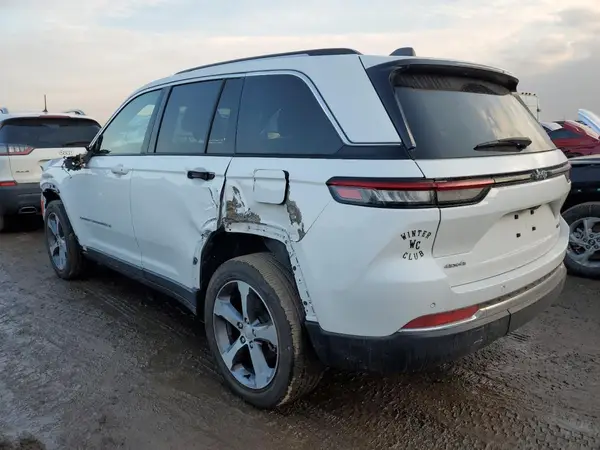 1C4RJHBG9PC560251 2023 JEEP GRAND CHEROKEE - Image 2