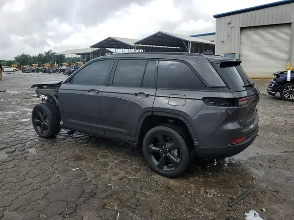 1C4RJHBG9PC560685 2023 JEEP GRAND CHEROKEE - Image 2