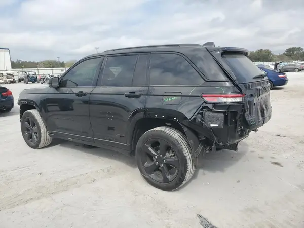 1C4RJHBG9RC136426 2024 JEEP GRAND CHEROKEE - Image 2
