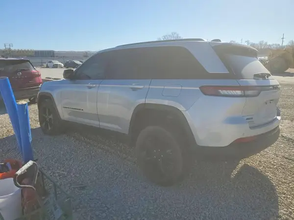 1C4RJHBG9RC159835 2024 JEEP GRAND CHEROKEE - Image 2