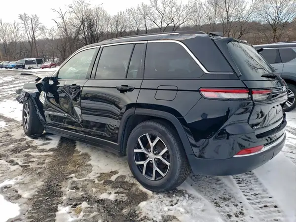 1C4RJHBG9RC700284 2024 JEEP GRAND CHEROKEE - Image 2