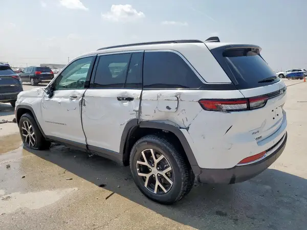 1C4RJHBG9SC327897 2025 JEEP GRAND CHEROKEE - Image 2