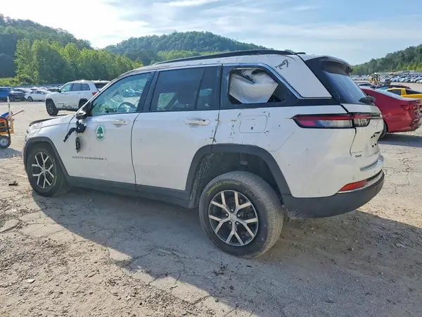 1C4RJHBG9SC339712 2025 JEEP GRAND CHEROKEE - Image 2