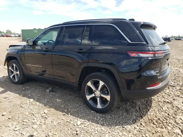 1C4RJHBGXPC507705 2023 JEEP GRAND CHEROKEE - Image 2