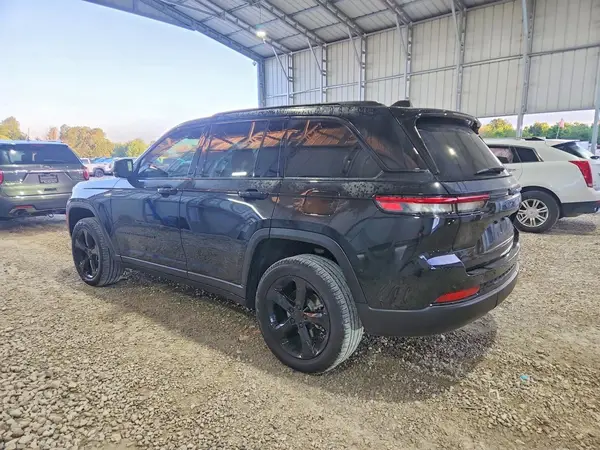 1C4RJHBGXPC667518 2023 JEEP GRAND CHEROKEE - Image 2
